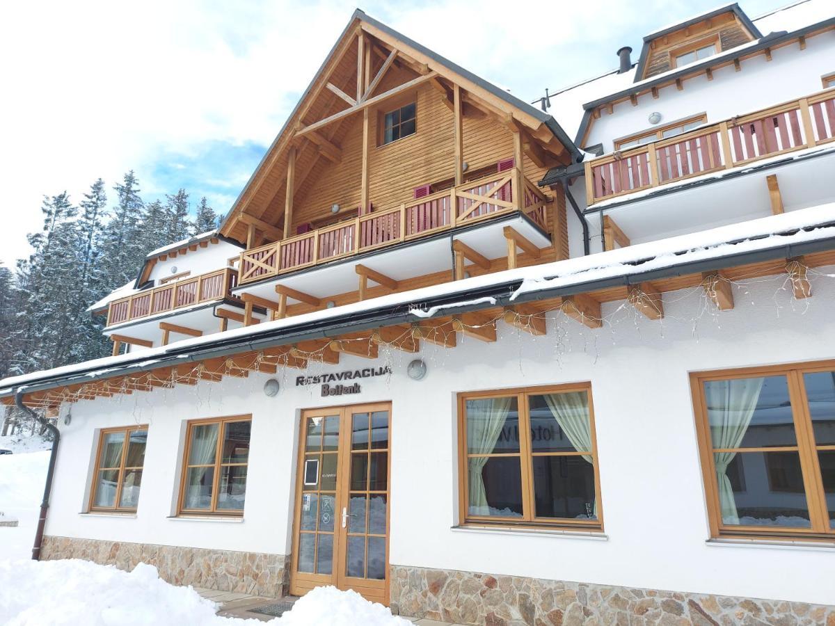 Pohorje Village Wellbeing Resort - Wellness & Spa Hotel Bolfenk Марибор Екстериор снимка