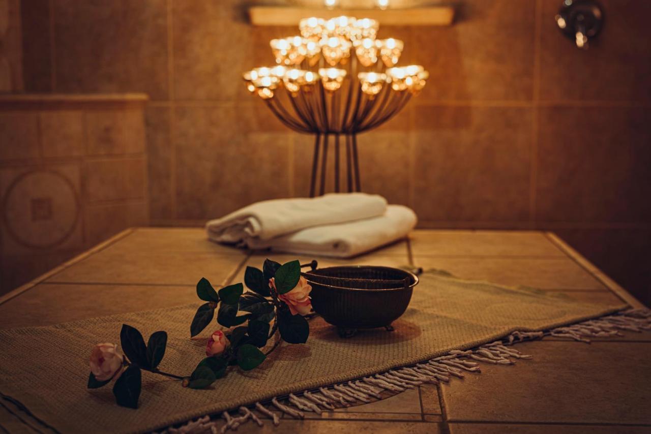 Pohorje Village Wellbeing Resort - Wellness & Spa Hotel Bolfenk Марибор Екстериор снимка